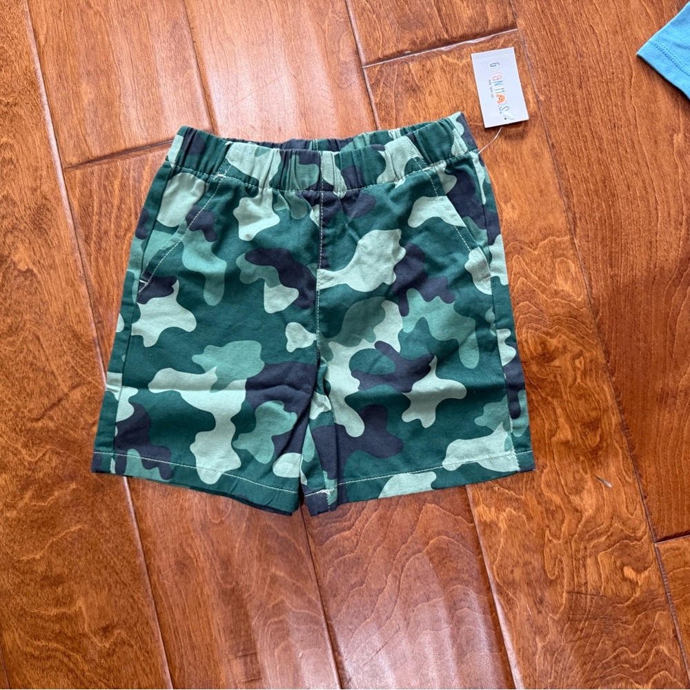 NWT Size 4T Garanimals Kids Camouflage Shorts
